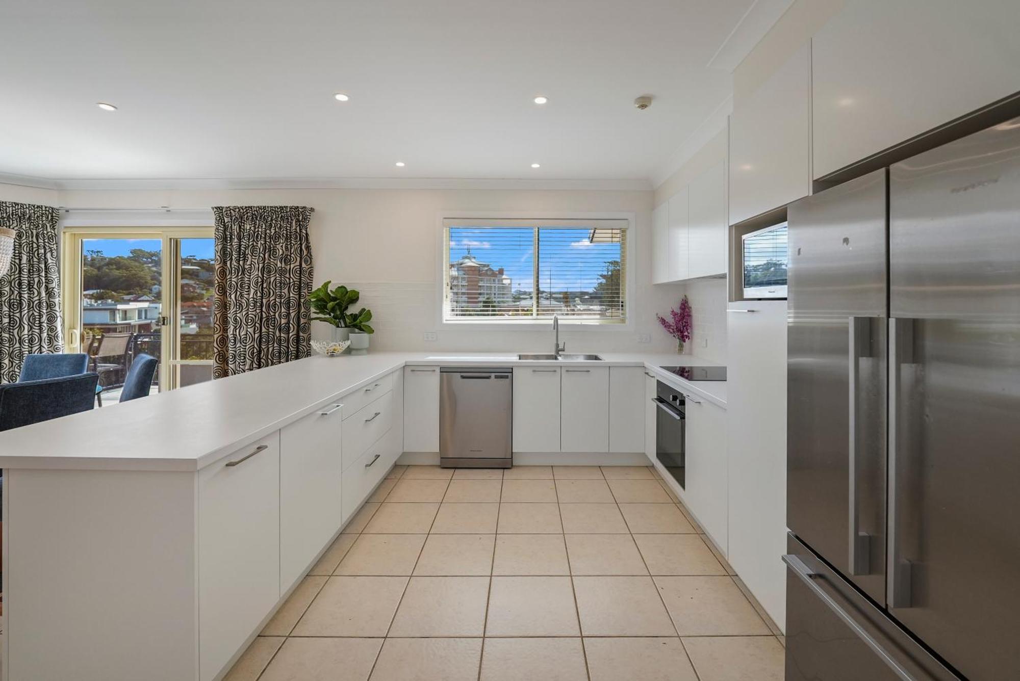 Terrigal Sails Serviced Apartments Exterior photo